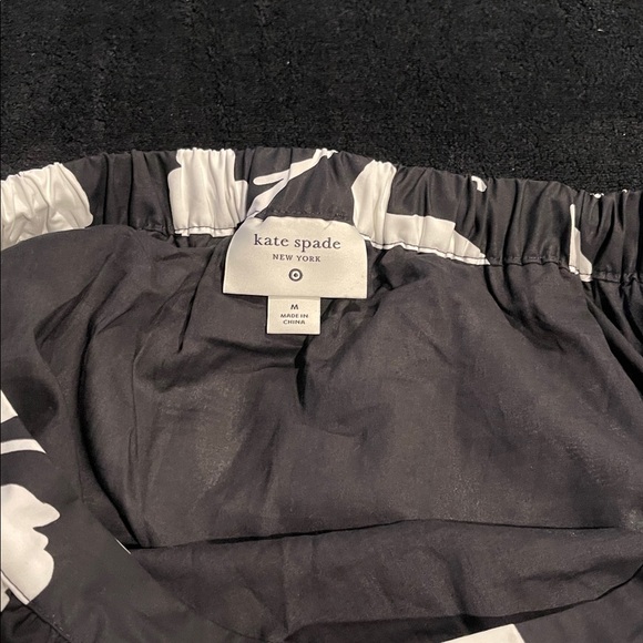 Kate Spade Black and White Floral A-Line Skirt - Picture 2 of 5